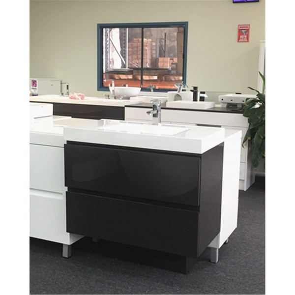 SON900 ( C ) SON900 ( C )